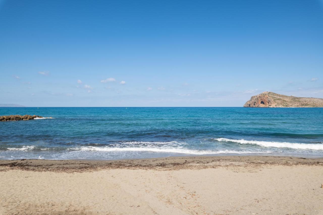 Hotel Haris On The Beach Agia Marina  Екстер'єр фото