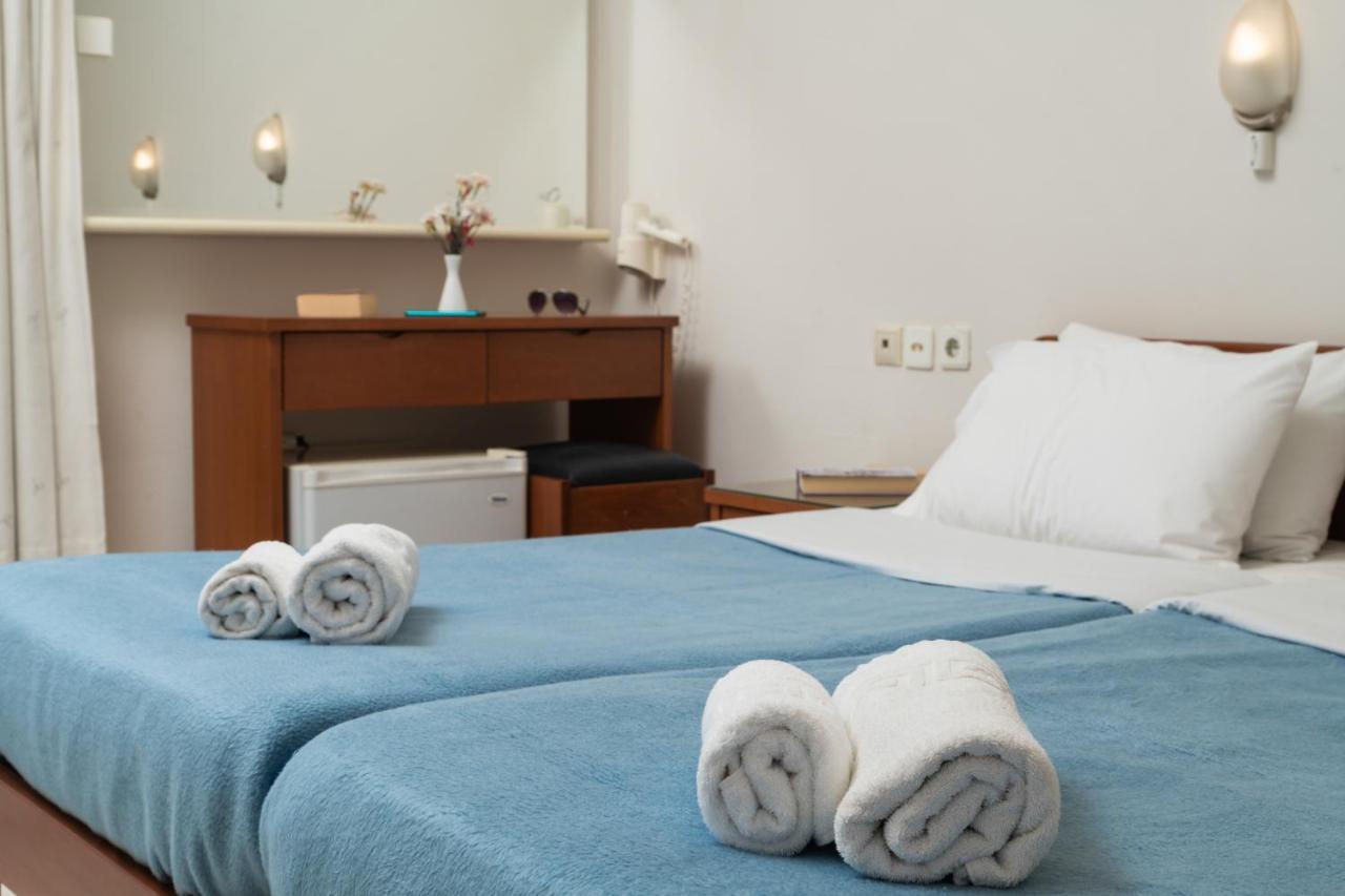 Hotel Haris On The Beach Agia Marina  Екстер'єр фото