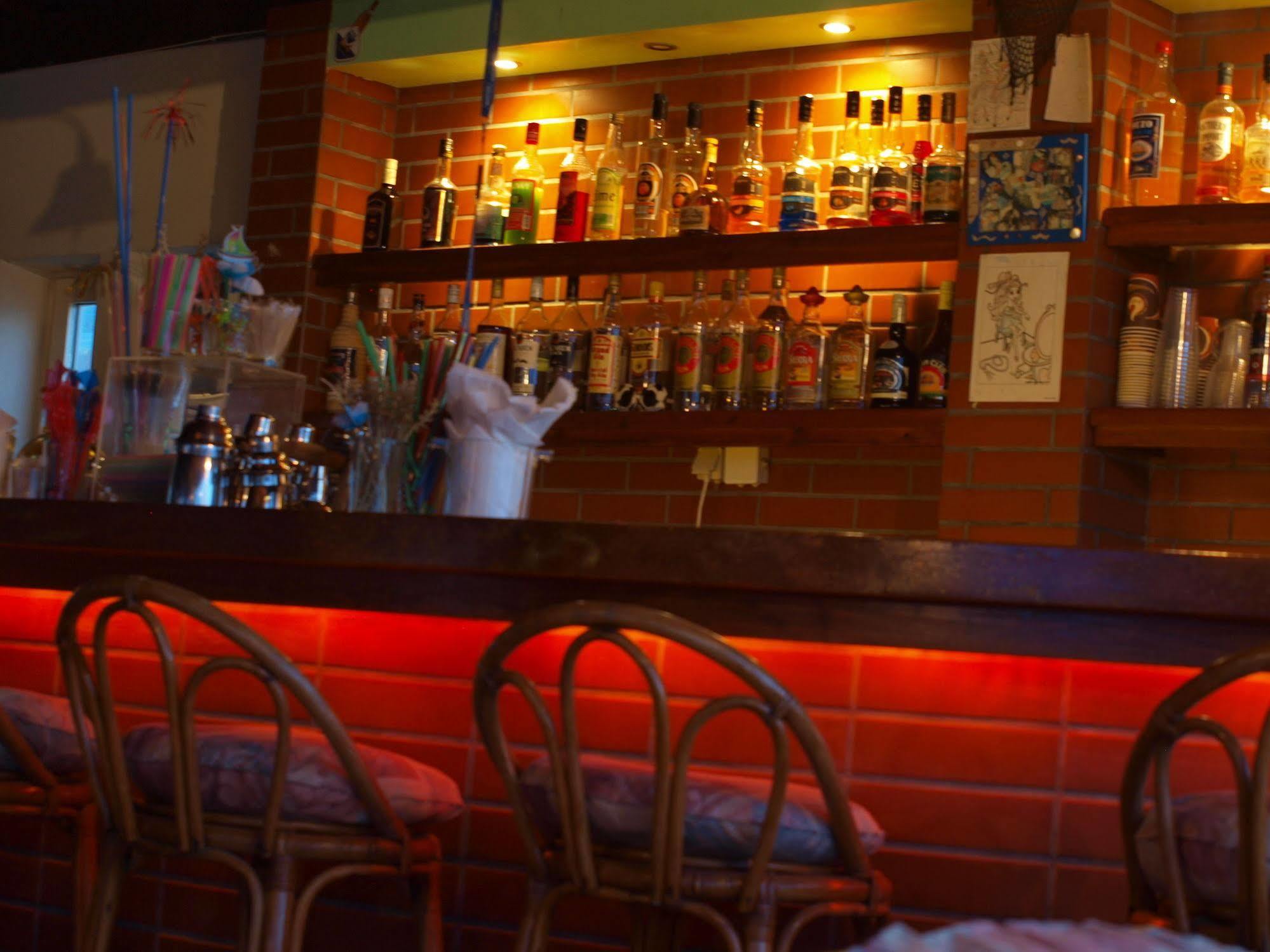 Hotel Haris On The Beach Agia Marina  Екстер'єр фото